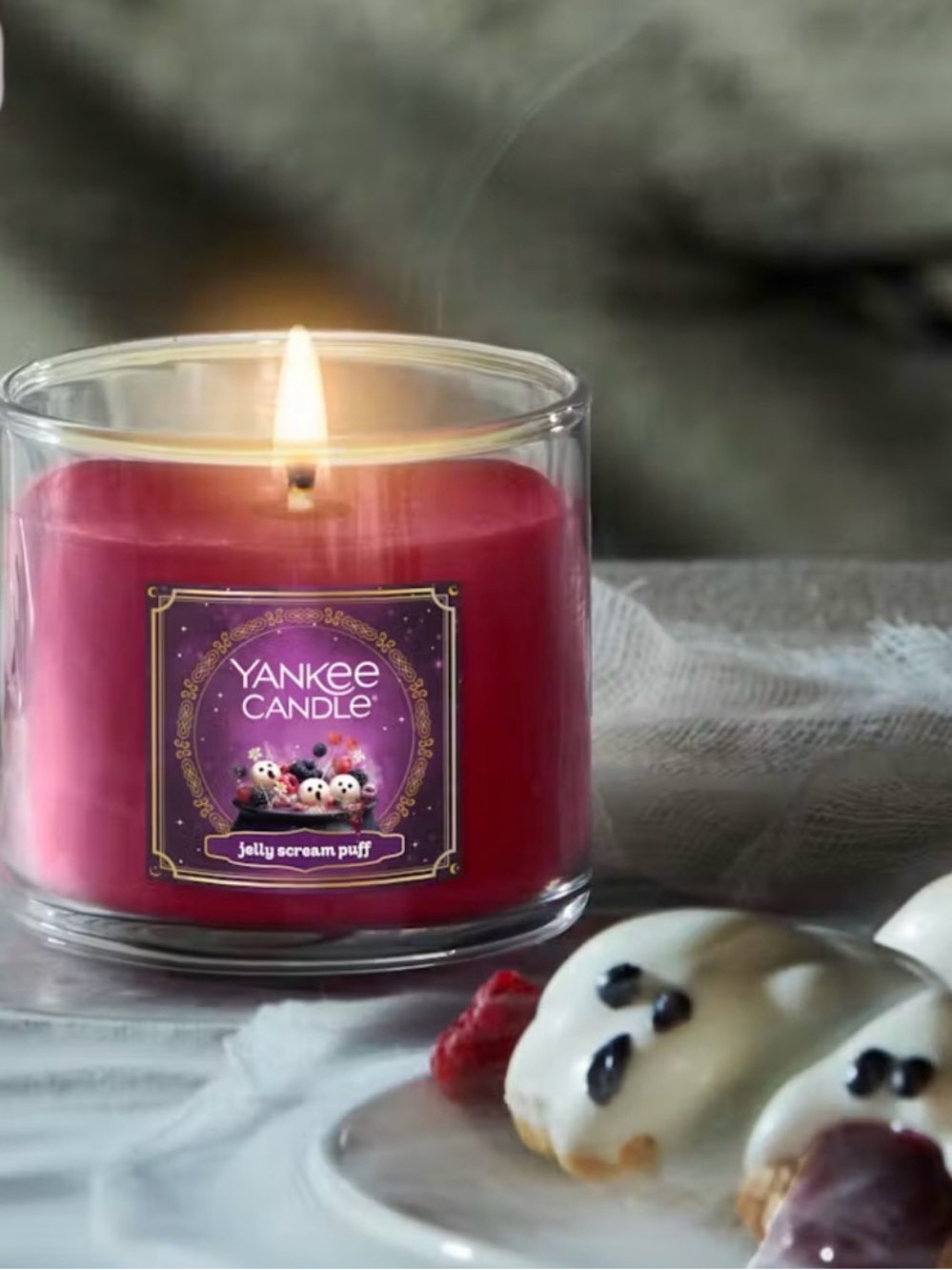 👻 Yankee Candle "Jelly Scream Puff" Small Tumbler Candle 🍩